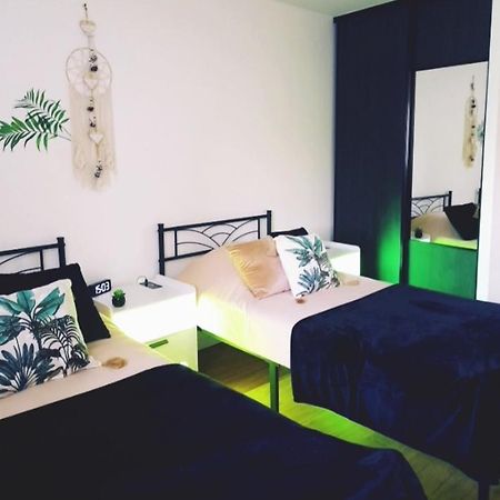 Appartement Le Moderne Ideal Pour Couples Et Professionnels Ornans Zewnętrze zdjęcie