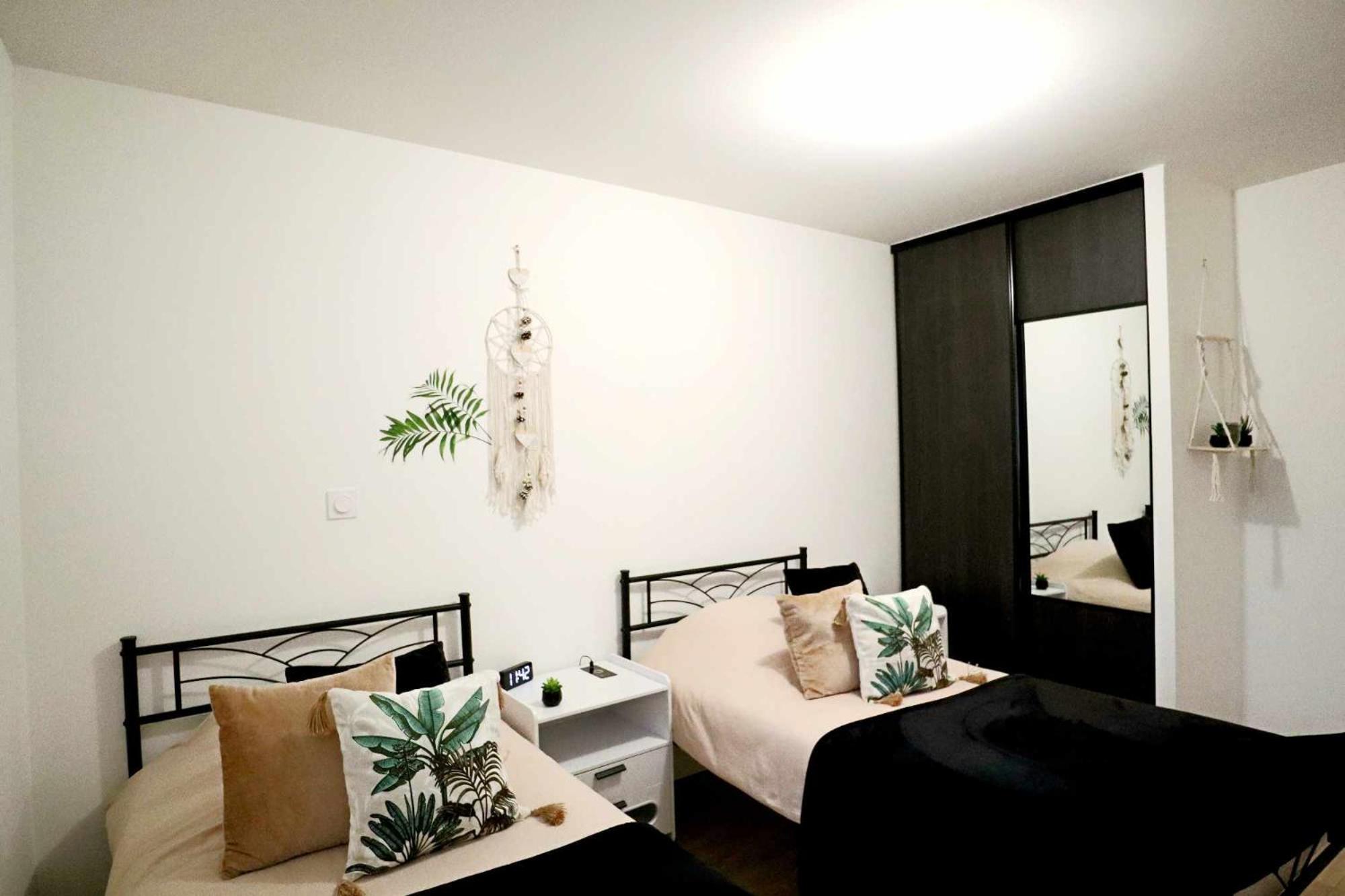 Appartement Le Moderne Ideal Pour Couples Et Professionnels Ornans Zewnętrze zdjęcie